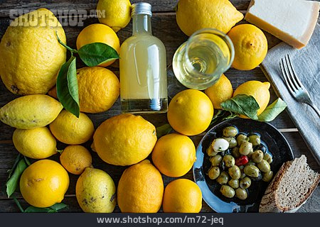 
                Oliven, Vorspeise, Limoncello, Zitronen                   