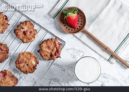 
                Strawberry, Cookies                   