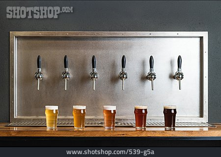 
                Auswahl, Zapfhahn, Biersorte, Craft Beer                   