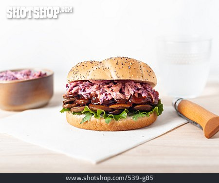 
                Hamburger, Vegan, Pilz-burger                   