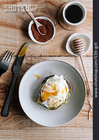 
                Kaffee, Frühstück, Avocado, Belegtes Brot, Verlorene Eier                   