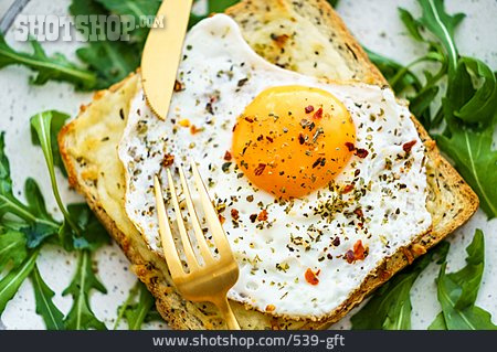 
                Spiegelei, Toastbrot, Egg Cheese Toast                   