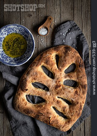
                Französische Küche, Fougasse, Provenzalisches Brot                   