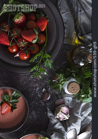 
                Zubereitung, Zutaten, Gazpacho, Erdbeer-gazpacho                   