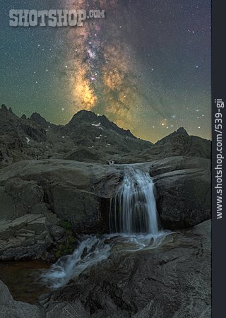 
                Wasserfall, Weltall, Milchstraße, Sierra De Gredos                   