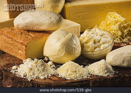 
                Auswahl, Käsesorten, Italienischer Käse                   