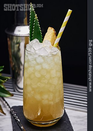 
                Cocktail, Ananas, Ananascocktail                   