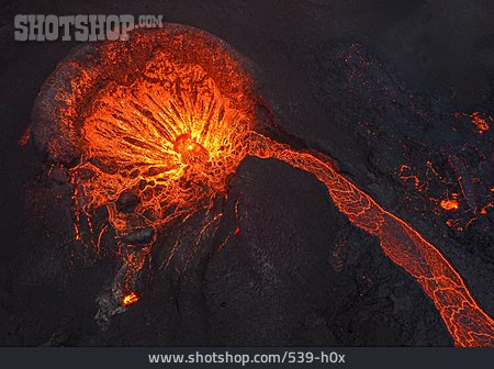 
                Feuer, Krater, Lava, Lavastrom, Vulkanausbruch, Magma                   