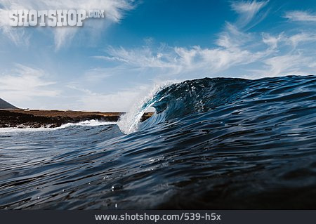 
                Welle, Wasseroberfläche                   