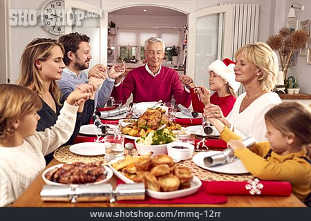 
                Weihnachten, Familie, Beten, Gebet, Festessen                   