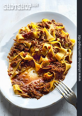 
                Tomatensauce, Pappardelle                   