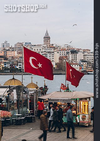 
                Bosporus, Istanbul, Urbanes Leben                   
