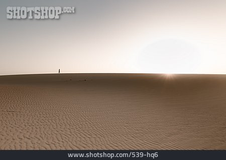 
                Horizont, Düne, Wüstenspaziergang                   