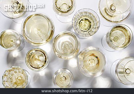 
                Weißwein, Weißweinglas                   