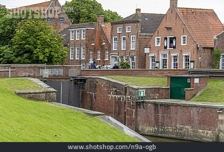 
                Fischerdorf, Schleuse, Greetsiel                   