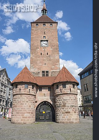 
                Nürnberg, Weißer Turm                   