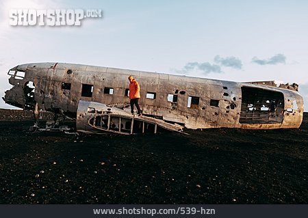
                Island, Flugzeugwrack, Sólheimasandur                   