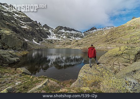 
                Bergsee, Bergwanderung, Sierra De Gredos                   
