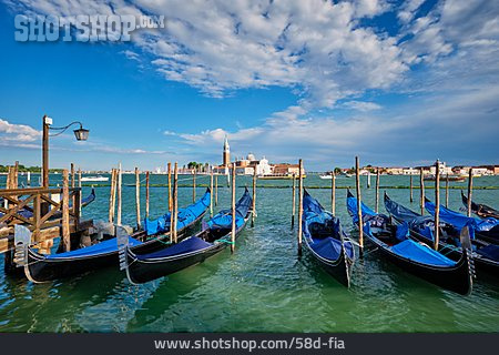 
                Anlegestelle, Venedig, Gondeln                   