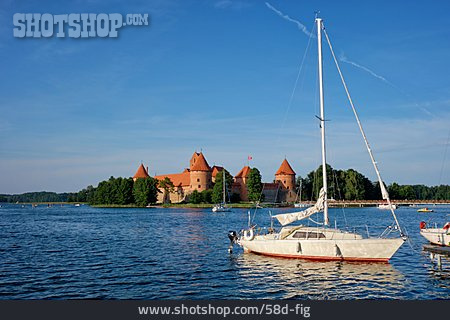 
                See, Segelboot, Burg Trakai                   