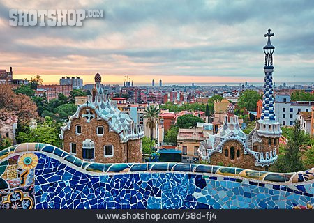 
                Barcelona, Antoni Gaudí, Park Güell                   