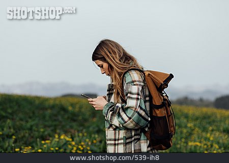 
                Mobile Kommunikation, Wandern, Wanderin                   