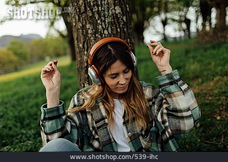 
                Genießen, Musik Hören                   