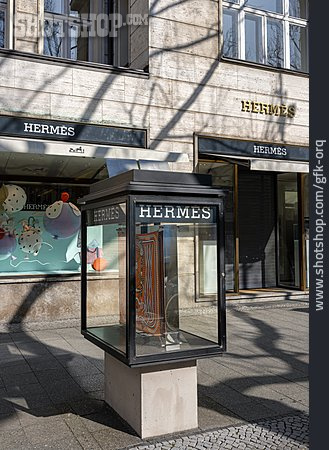 
                Hermès                   