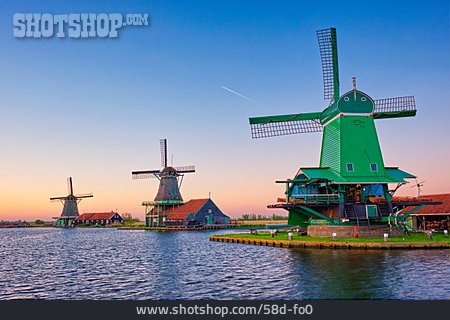 
                Windmühle, Niederlande, Zaandam                   