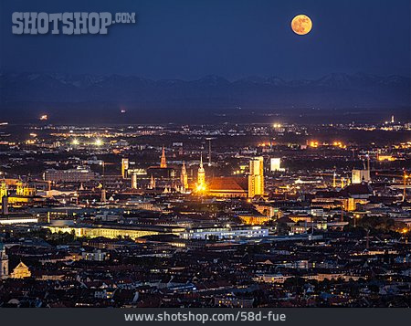 
                Abendstimmung, Bayern, München                   
