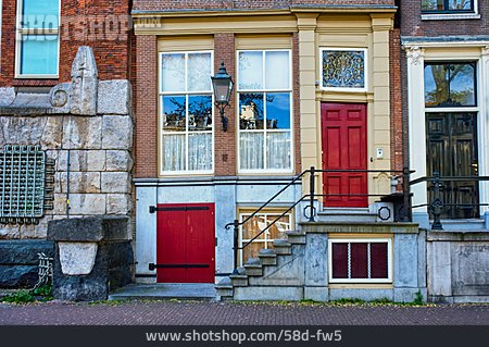 
                Wohnhaus, Fenster, Türen, Amsterdam                   