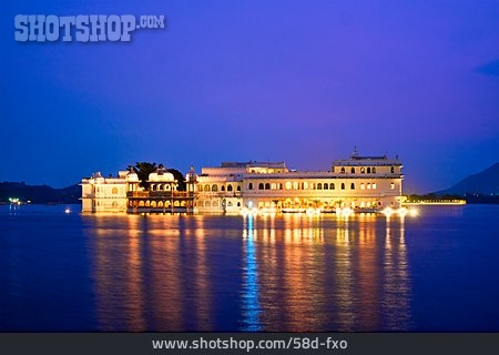 
                Udaipur, Pichola-see, Lake Palace                   