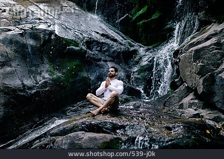 
                Wasserfall, Yoga, Entspannen, Meditieren                   