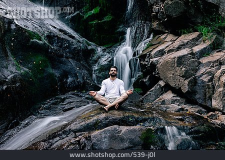 
                Wasserfall, Harmonie, Yoga, Meditieren                   