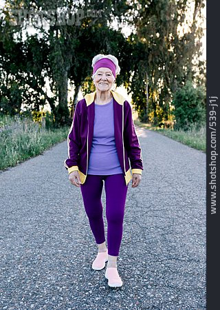 
                Sportlich, Jogging, Aktive Seniorin                   