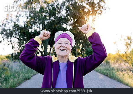 
                Jogging, Jubel, Aktive Seniorin                   