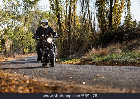 
                Motorradfahrer, Motorradtour, Motorradfahren                   