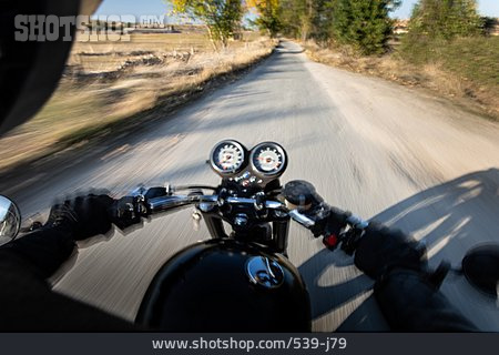
                Geschwindigkeit, Motorradfahrer, Motorradfahren                   