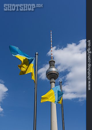 
                Berlin, Solidarität, Stand With Ukraine                   