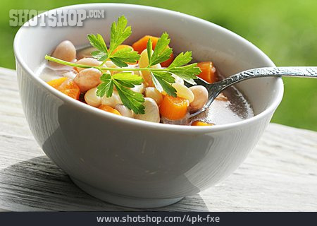 
                Gemüsesuppe, Bohnensuppe                   