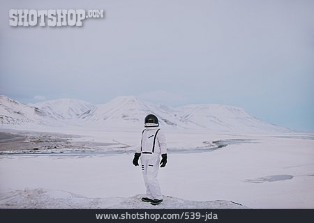 
                Schnee, Expedition, Astronautin                   
