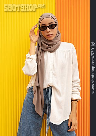 
                Selbstbewusst, Cool, Style, Muslimin                   