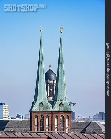 
                Kirchturm, Nikolaikirche                   