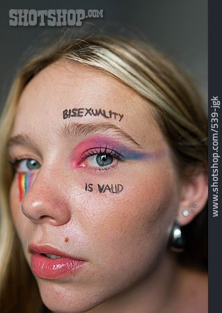 
                Make Up, Botschaft, Toleranz, Lgbtq, Bisexualität                   