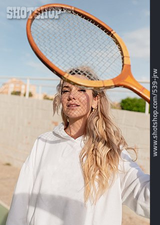
                Junge Frau, Sommer, Tennis, Porträt                   