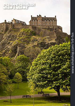 
                Edinburgh, Edinburgh Castle, Castle Rock                   