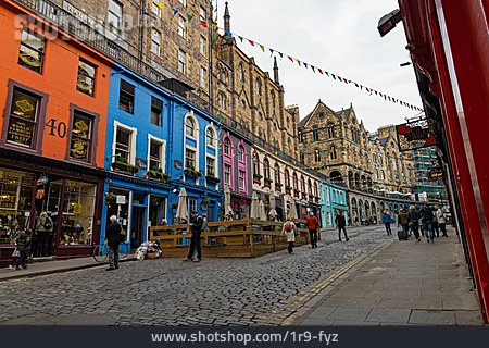 
                Einkaufsstraße, Edinburgh, Victoria Street                   