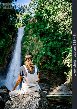 
                Wasserfall, Costa Rica, Achtsamkeit                   