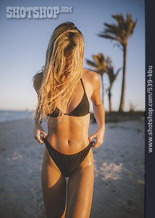 
                Blonde Haare, Sommer, Sexy, Urlaub, Bikini                   
