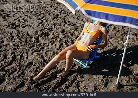 
                Strand, Sommer, Liegestuhl, Sonnenbaden                   